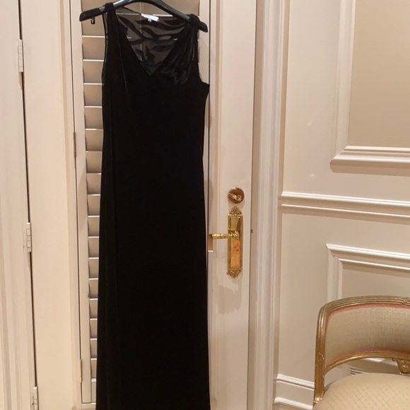 Velour Black dress - Picture 1 of 2